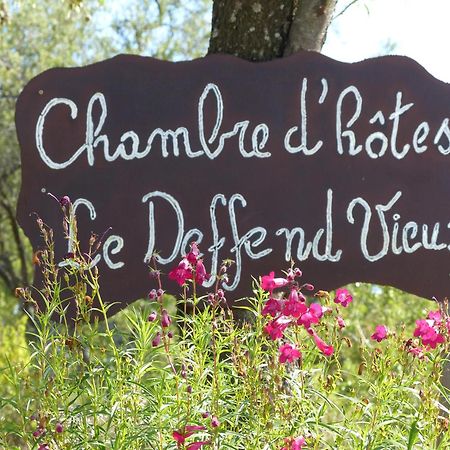 Le Deffend Vieux Trets Exterior foto